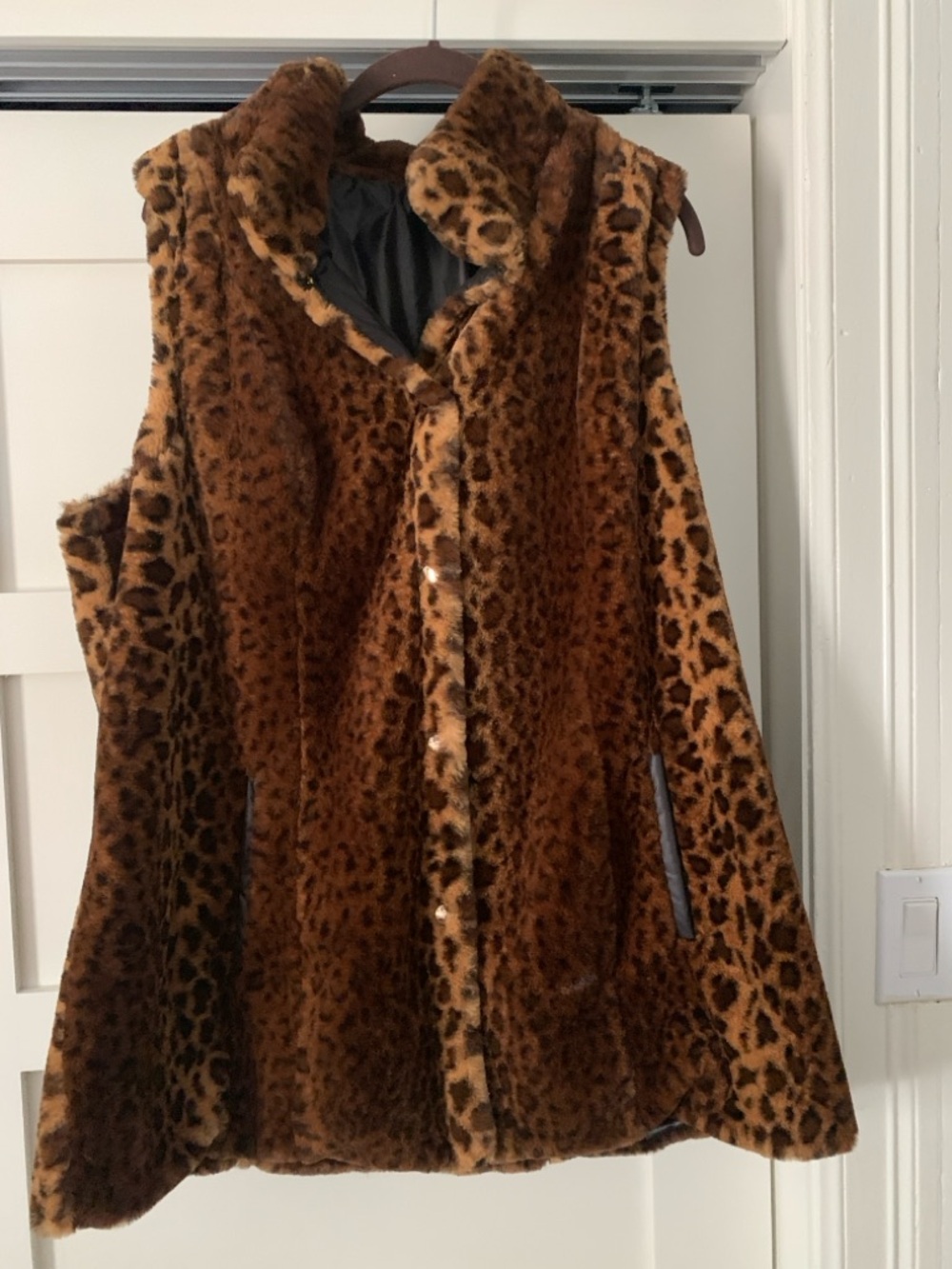 Leopard Print Faux Fur Teddy Vest - Brown